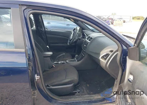 2014 Dodge Avenger Se z USA, uszkodzony, nr VIN 1C3CDZAB3EN115888